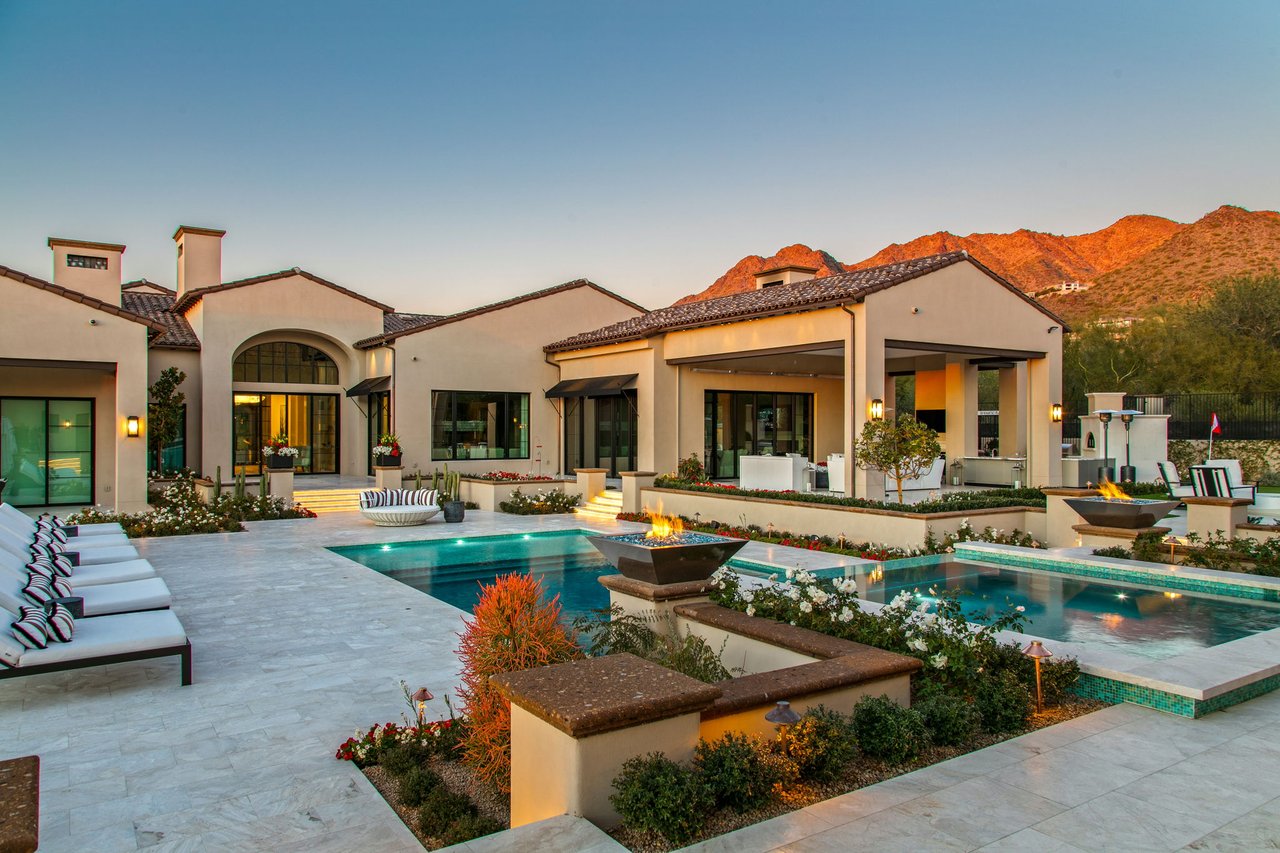 10927 E Windgate Pass Drive, 1519