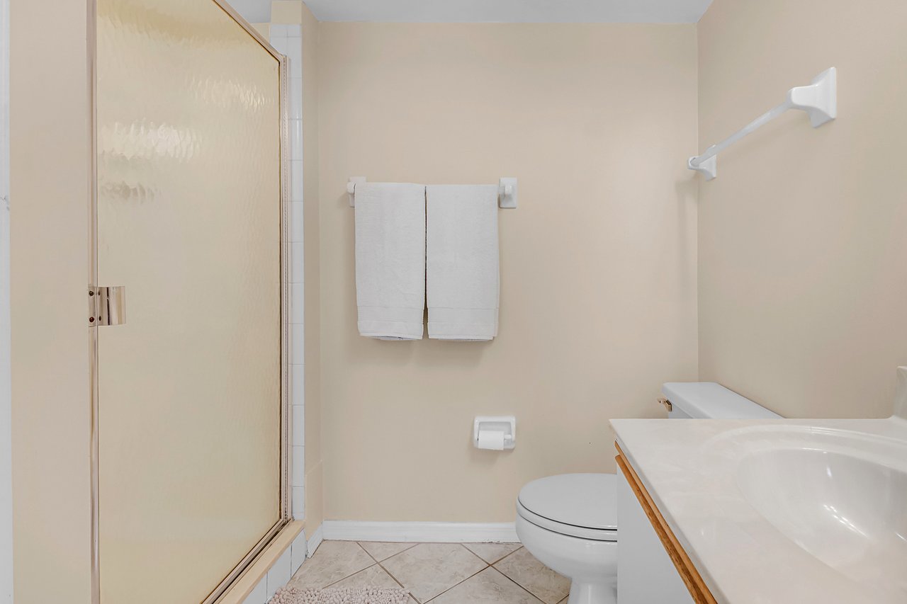 113 Wading Bird CIR # 105 Unit: W-105