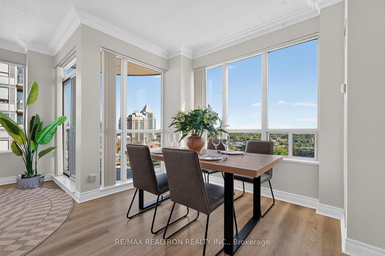 NORTH YORK LUXURY 