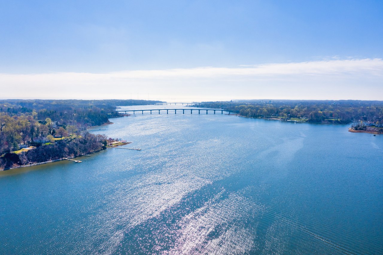 photo of the Severn River