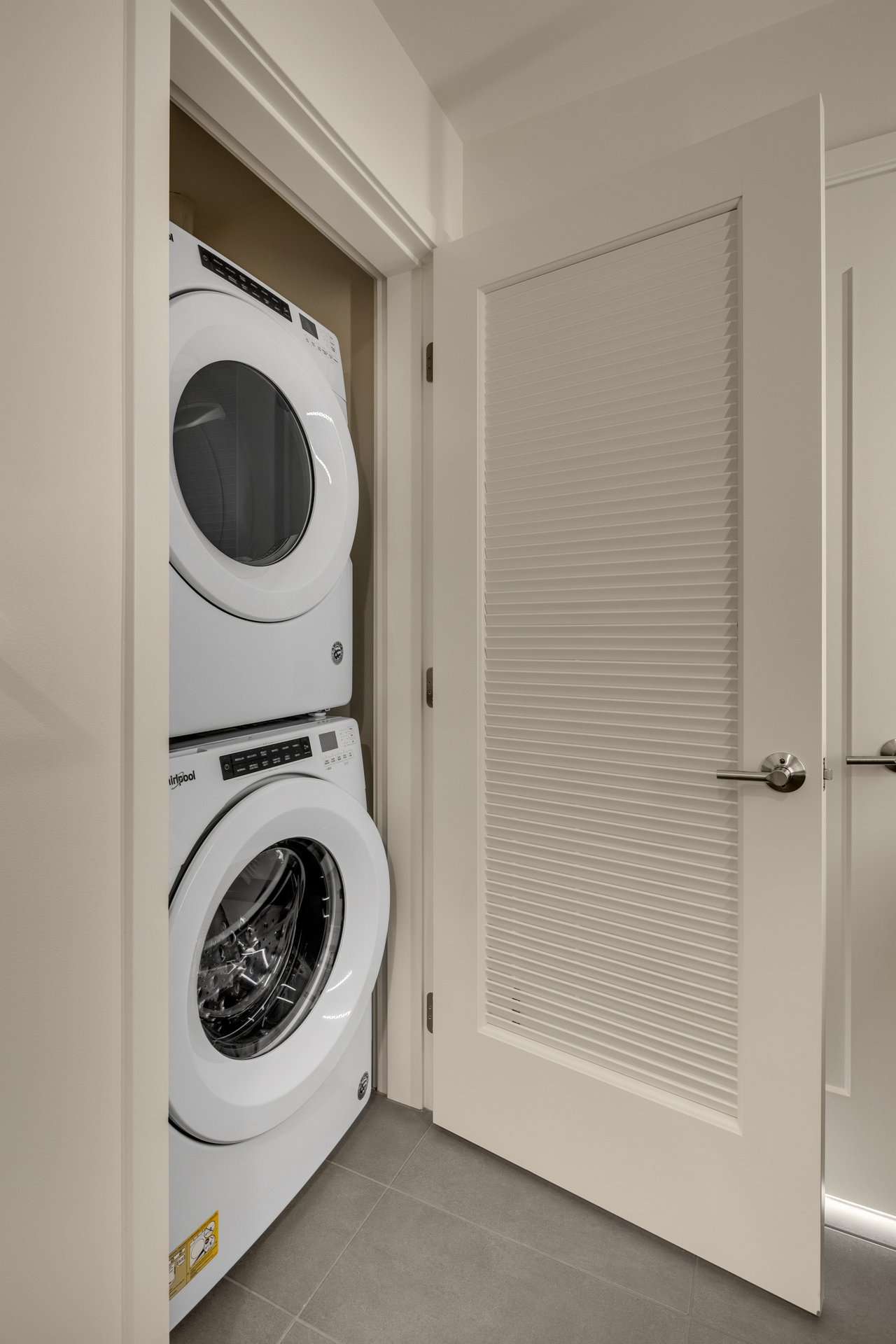 2510 6th Ave Unit 3105