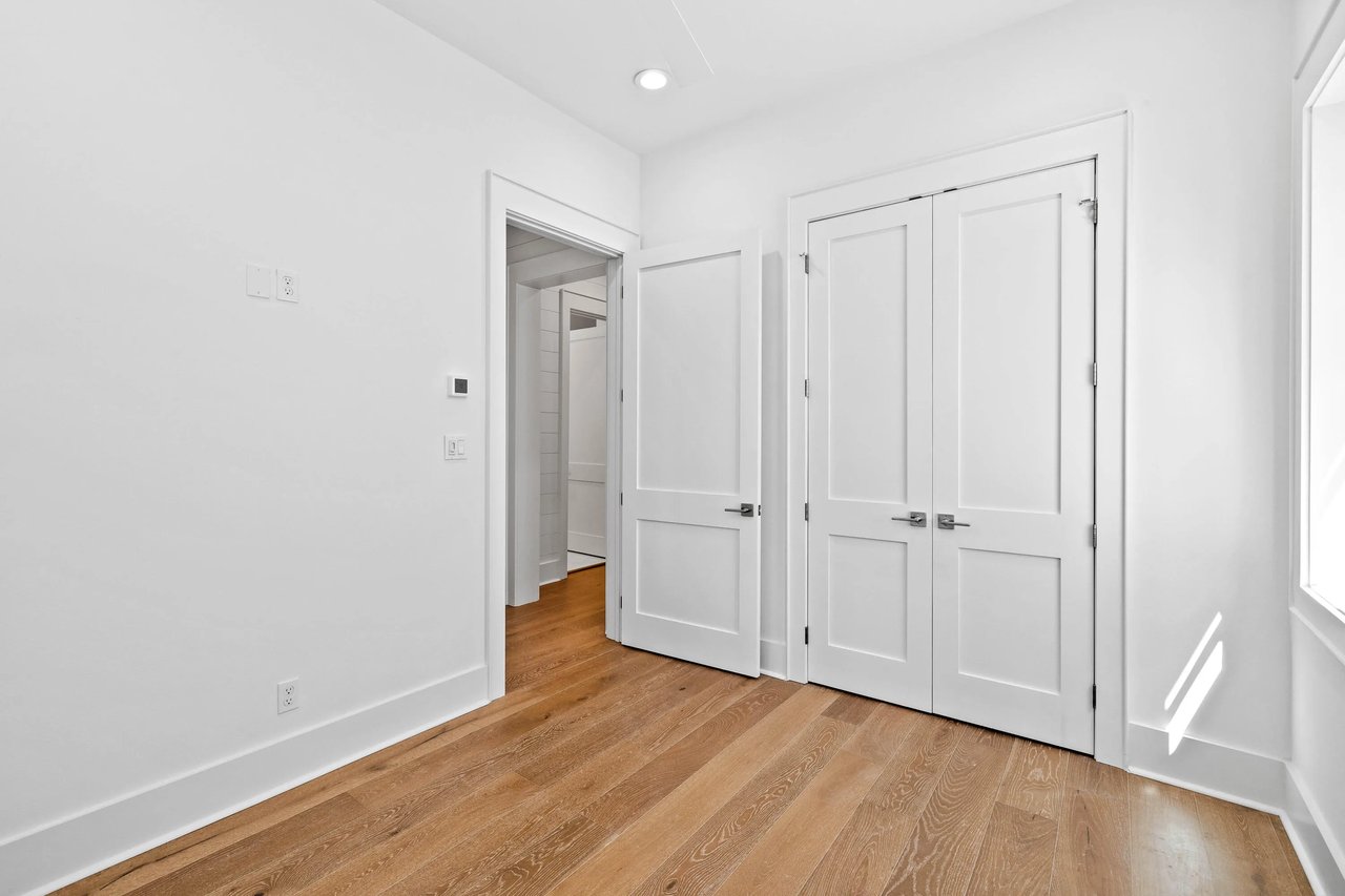 273 Winston Ln