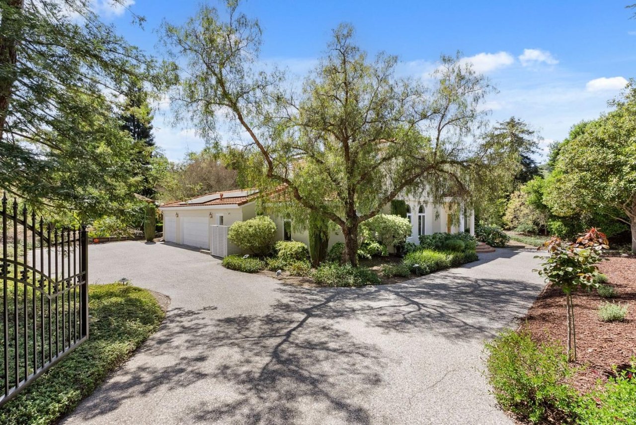 14210 Berry Hill Ct