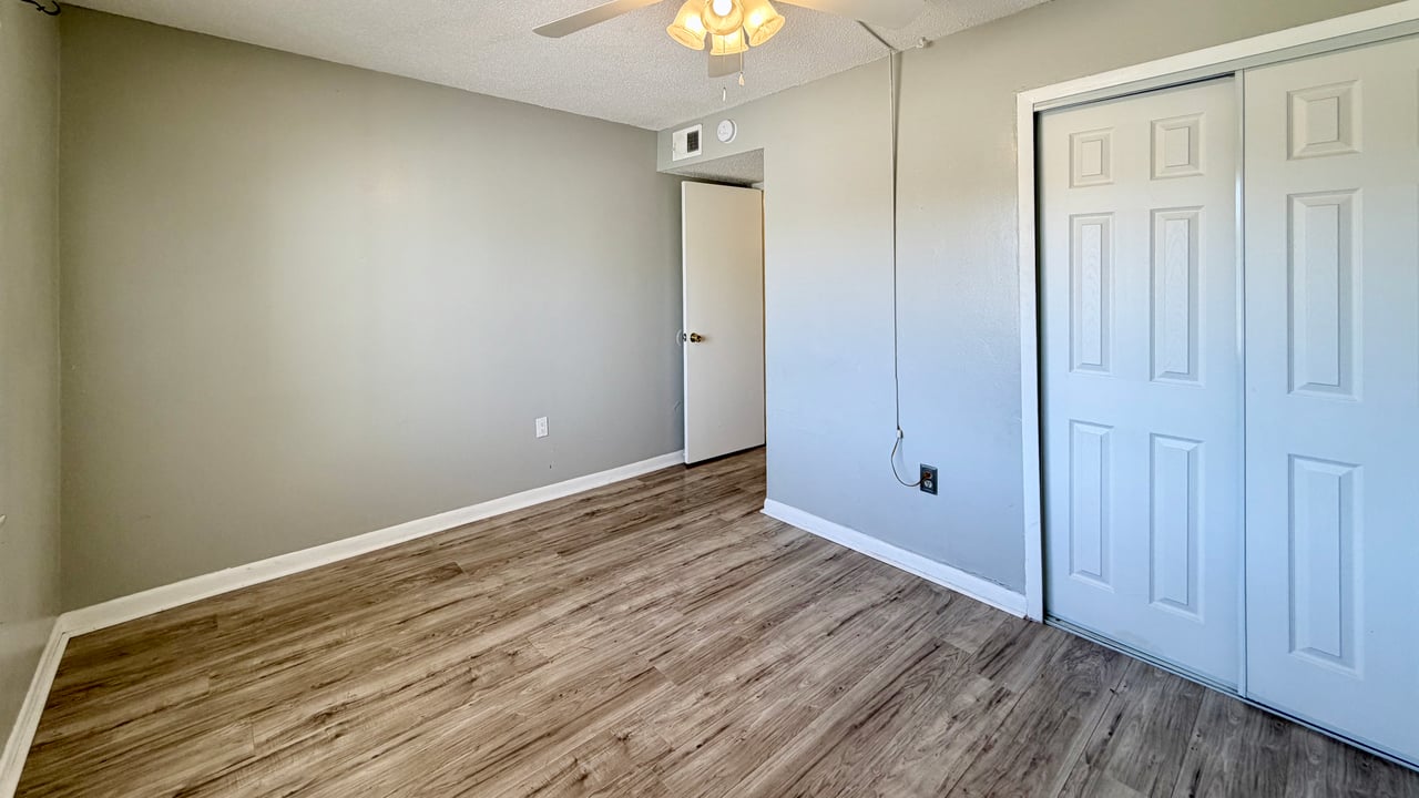 Spacious Ground-Floor Apartment for Lease in Winter Springs