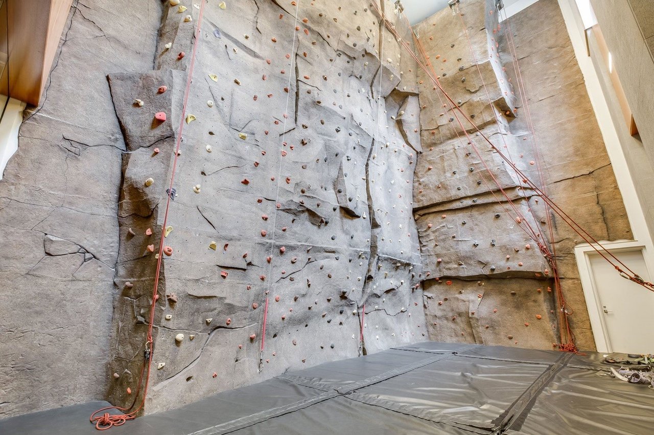 60 Riverside Boulevard, #PH-3901