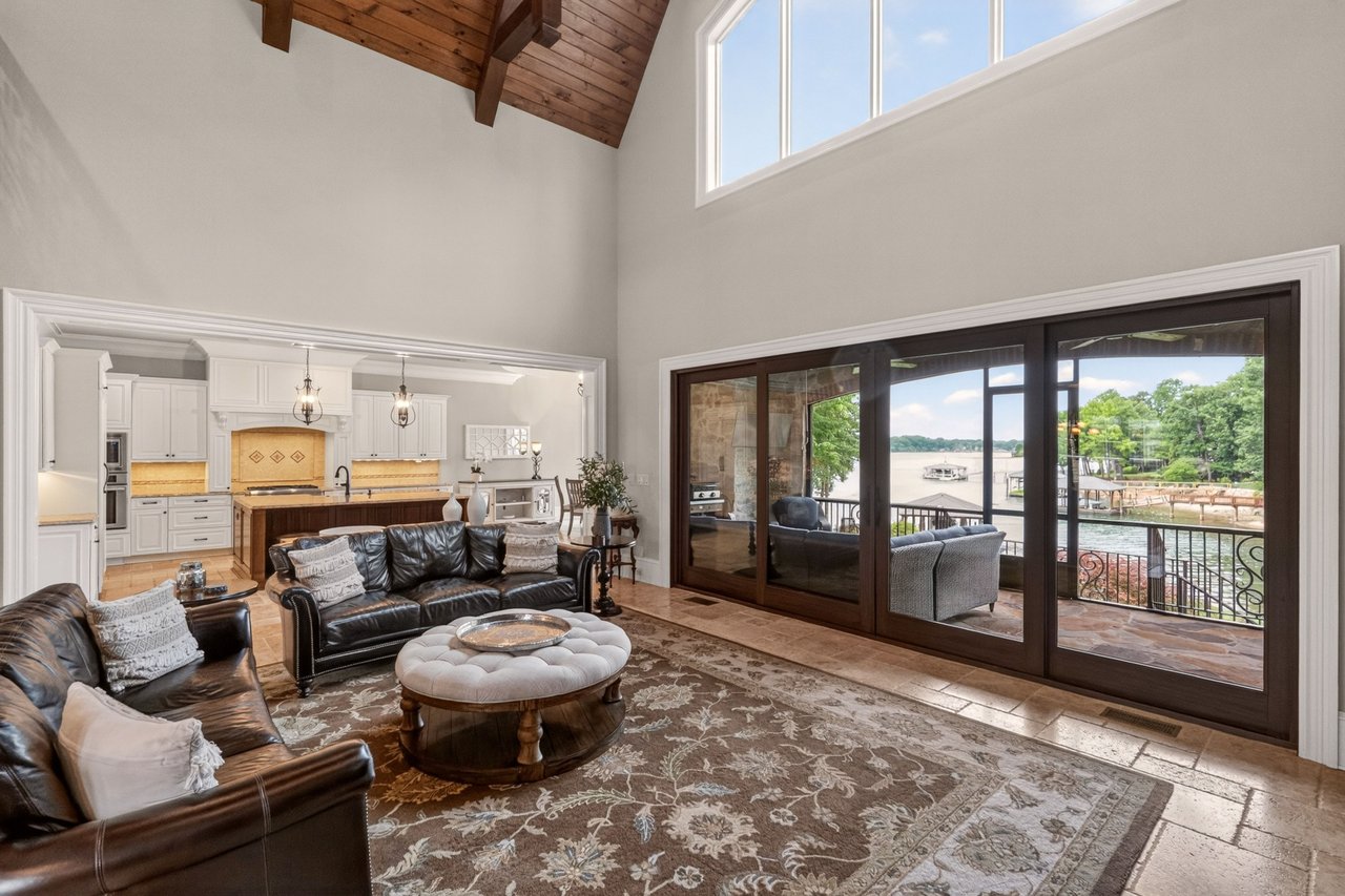 Private Exclusive Listing