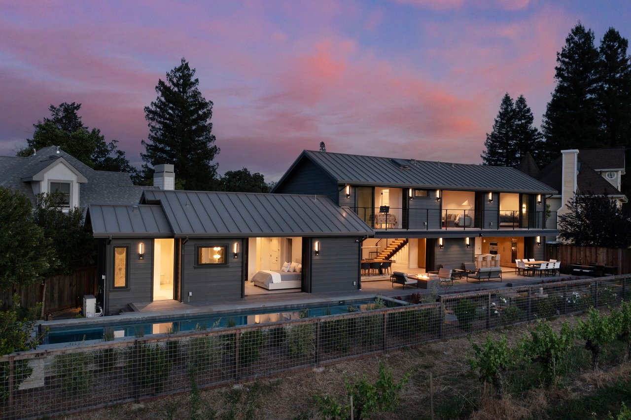 Contemporary Grove