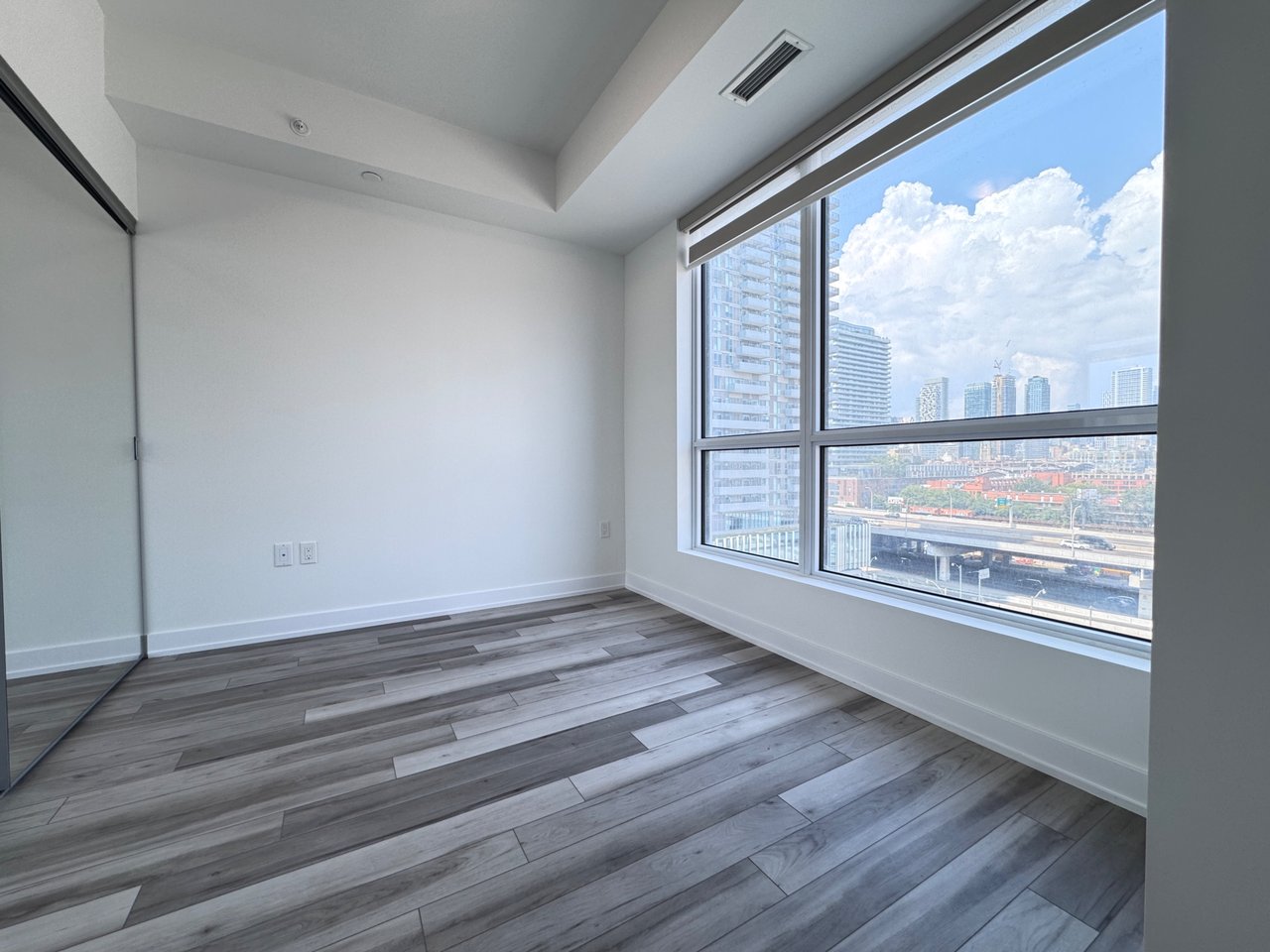 15 Richardson Street 904, Toronto C08 Unit: 904