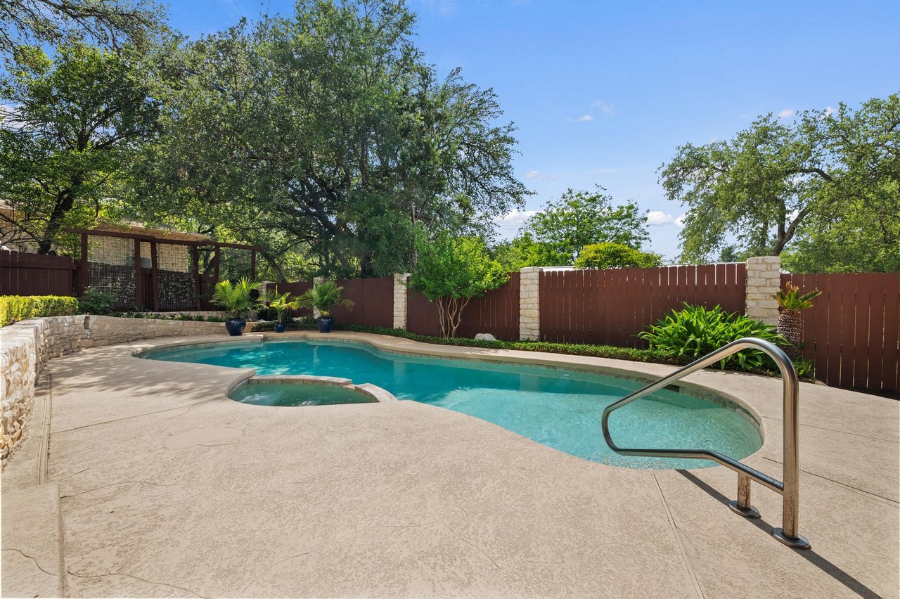 7602 Parkview Circle