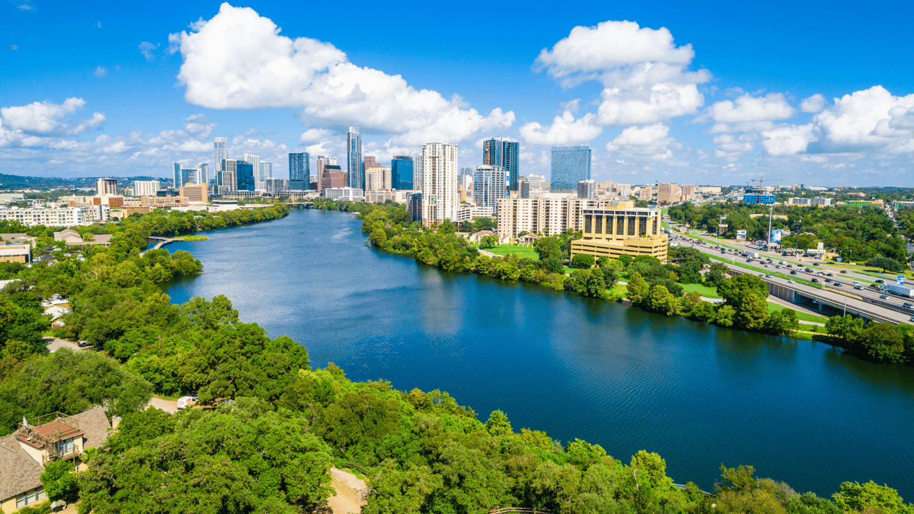 downtown-austin-lake