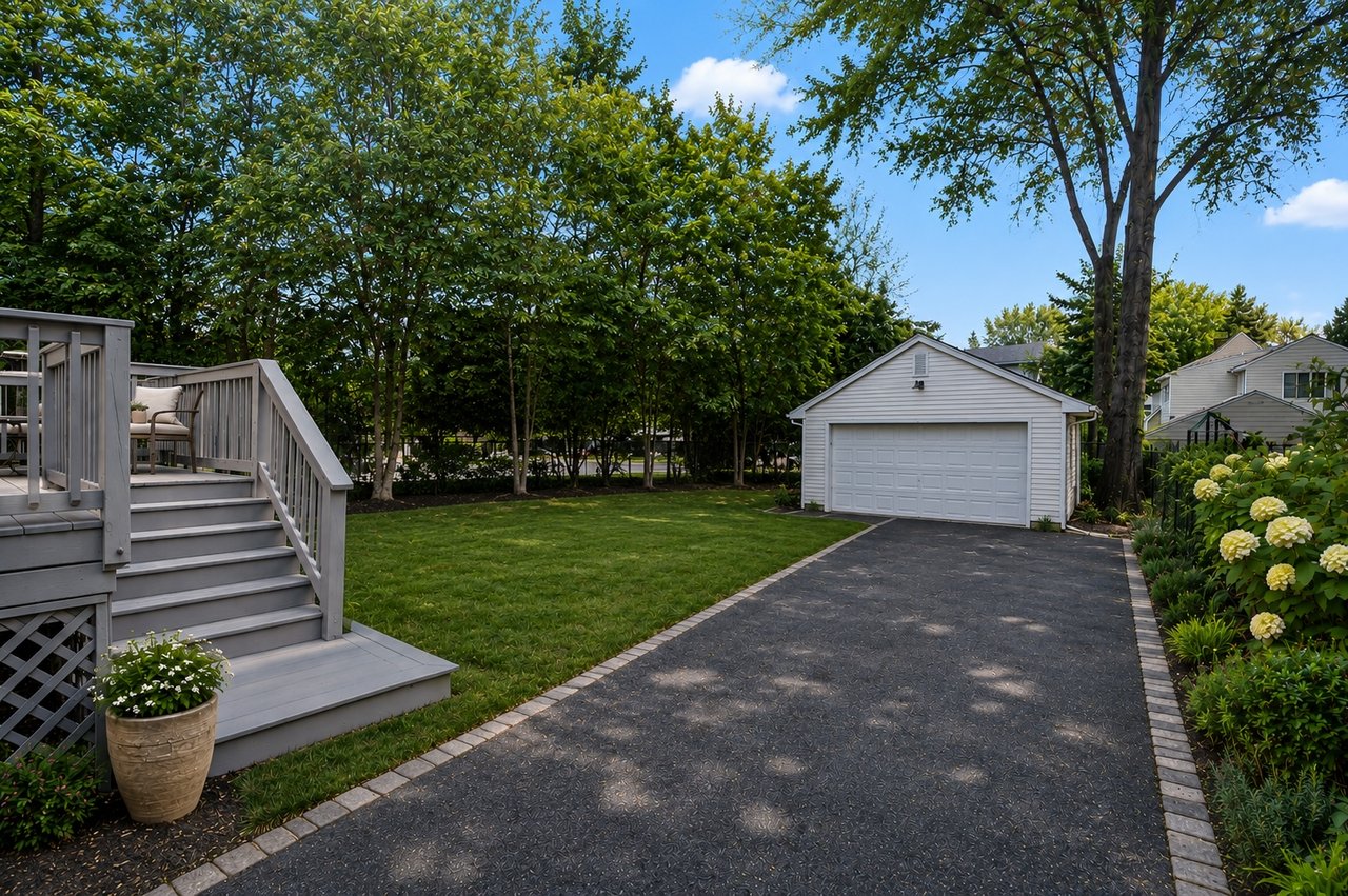 34 Parkview Dr