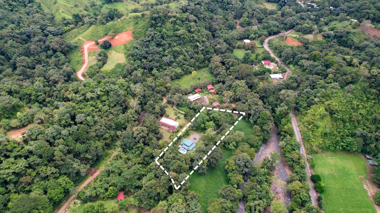 Contemporary Jungle Retreat in Tres Rios, Costa Rica