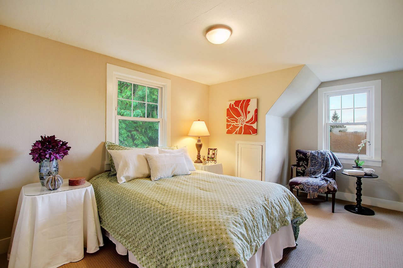 10450 California Ave SW