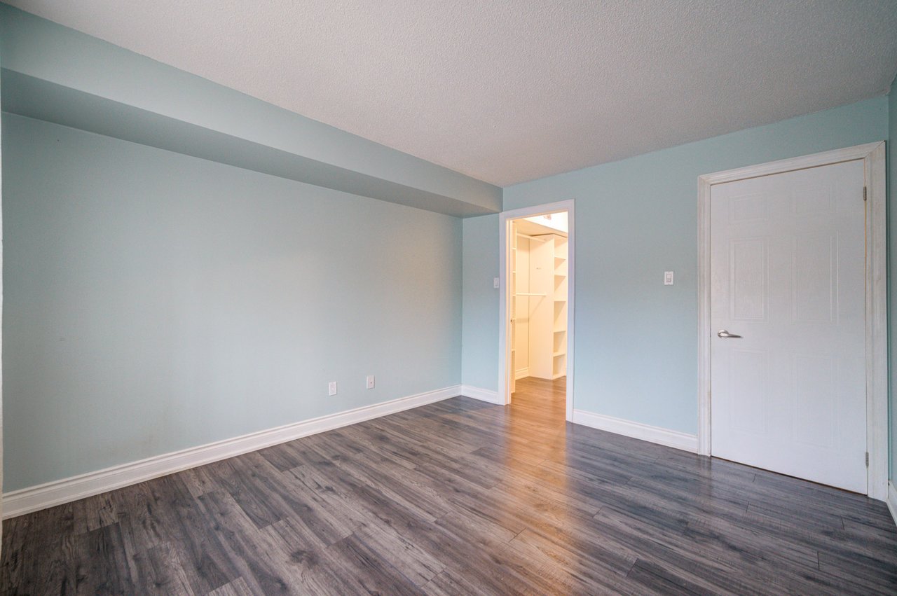 #521 - 1514 Pilgrims Way Unit: 521