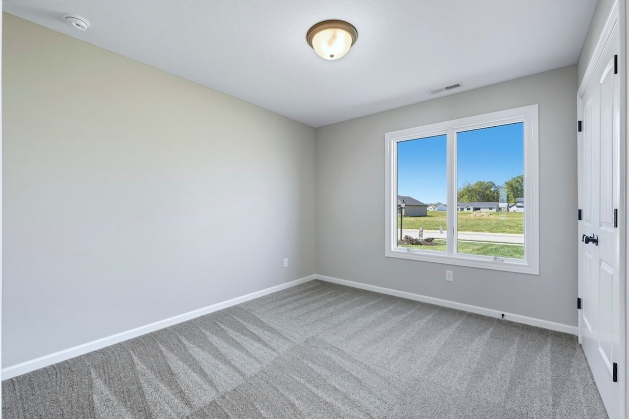 840 Zenos Blvd