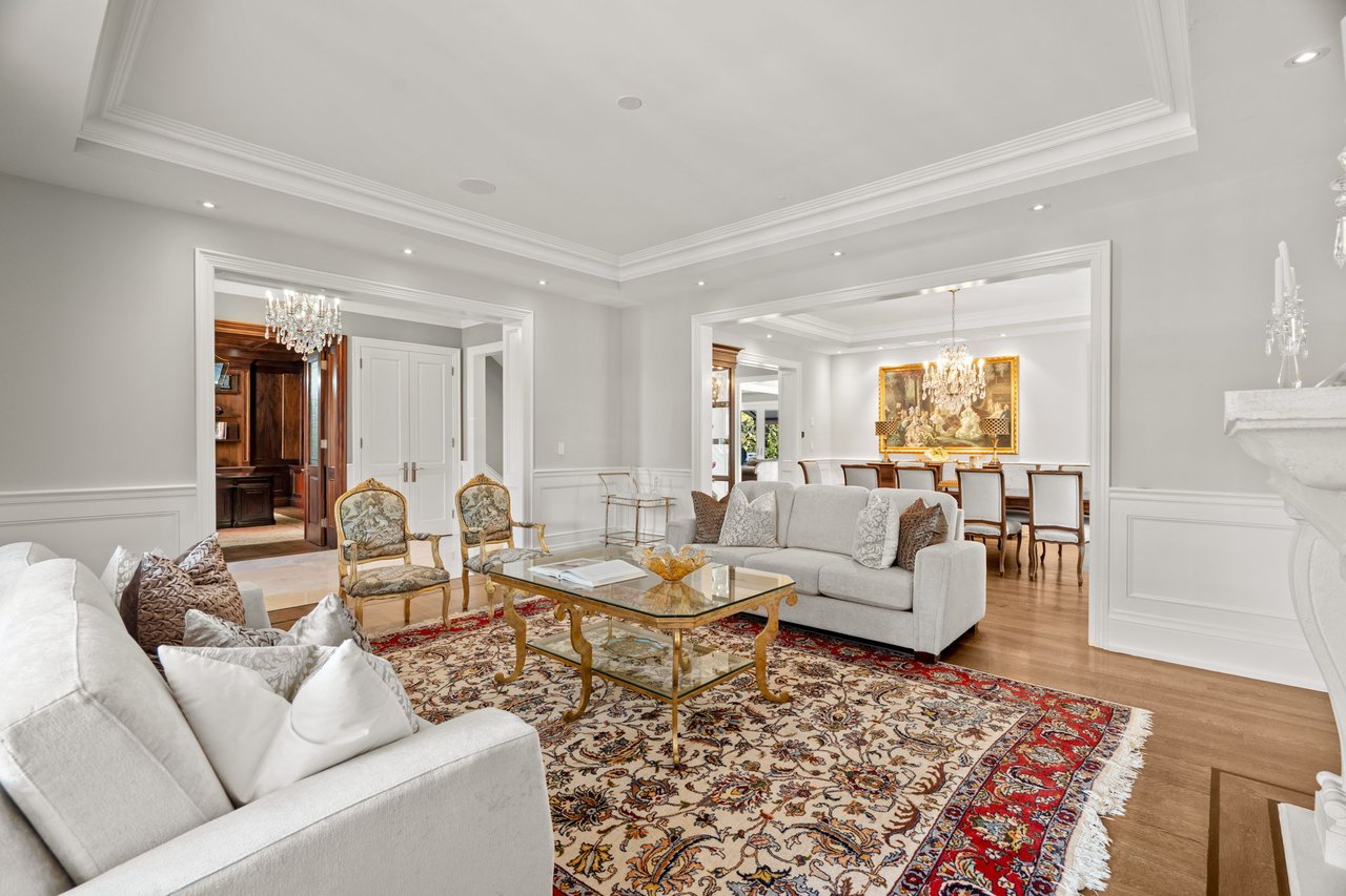  Unmatched Curb Appeal 