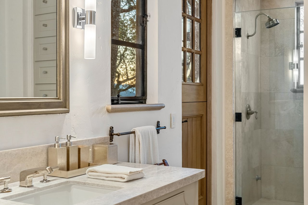 Napa Valley Compound