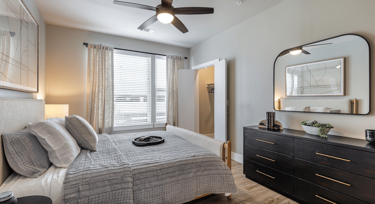 Up to 10 weeks free base rent