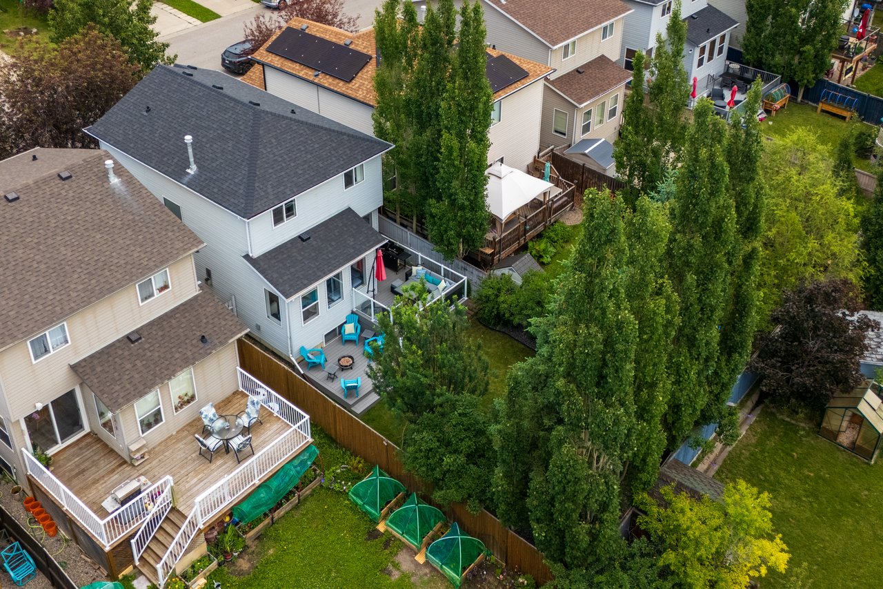 19 Tuscany Ridge Heights NW