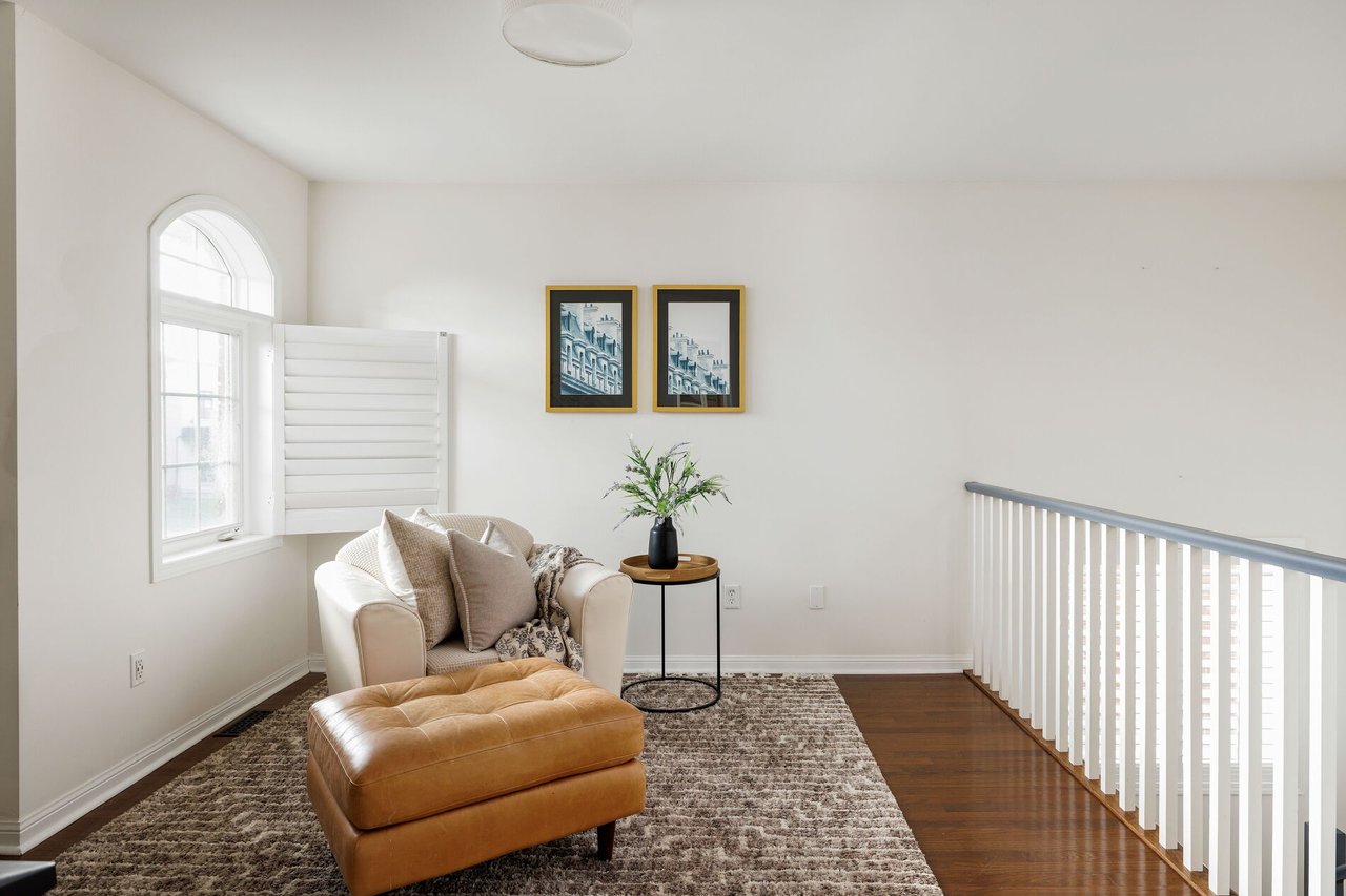 2202 Brookhaven Crescent