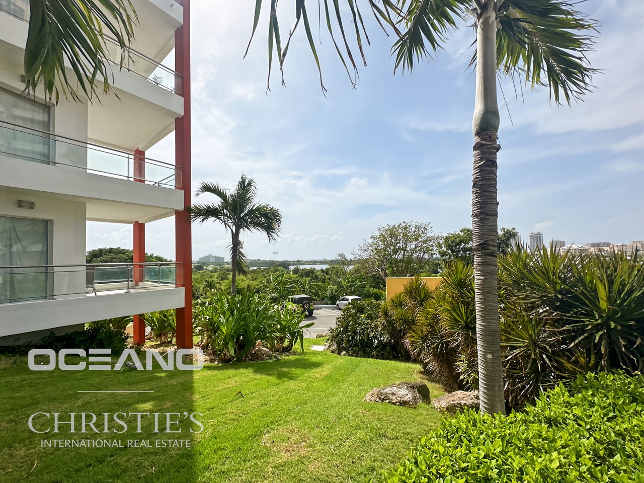 AQUAMARINA - BEAUTIFUL AND CONTEMPORARY DESIGNED 2 BEDROOM CONDOMINIUM