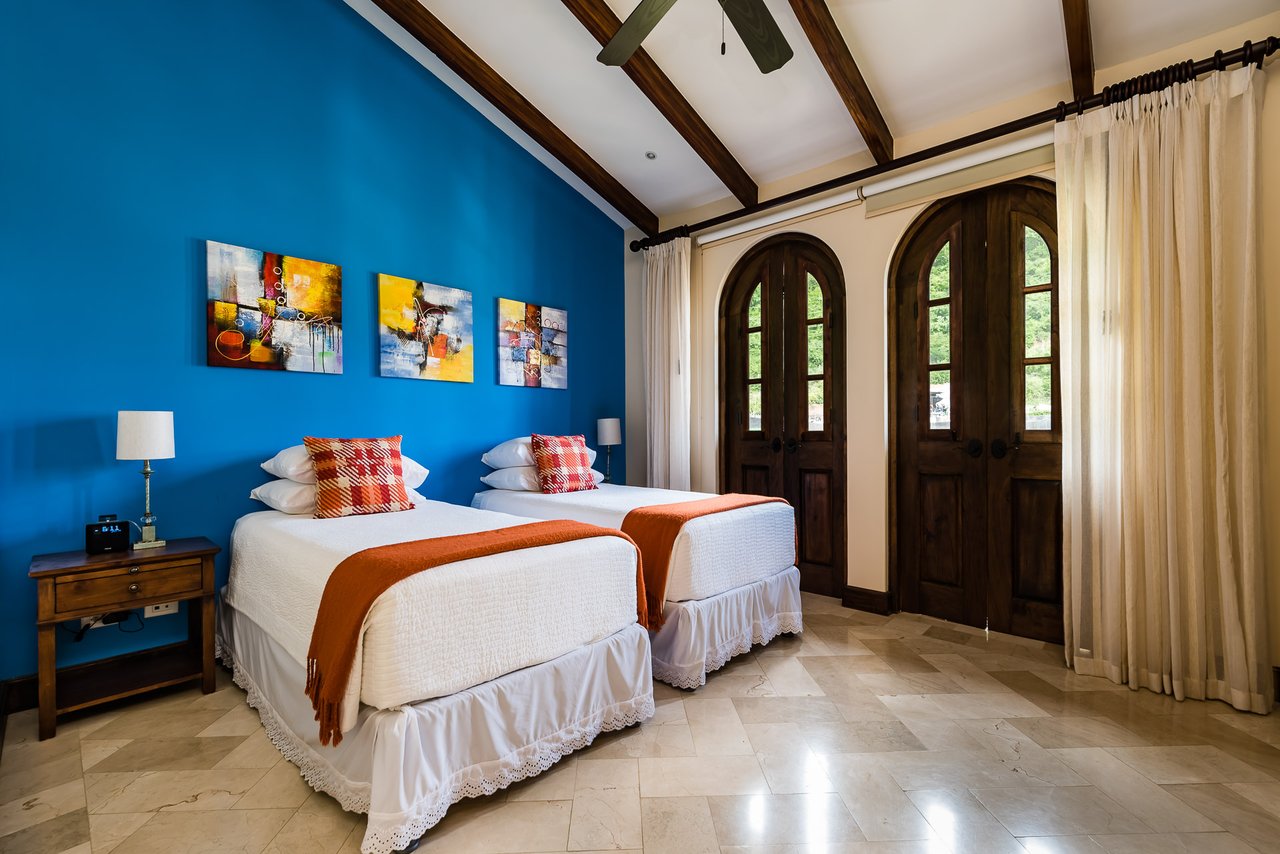 36 Plaza Carlota | Elegant Rooftop Flat with Ocean & Mountain Views in Downtown Las Catalinas