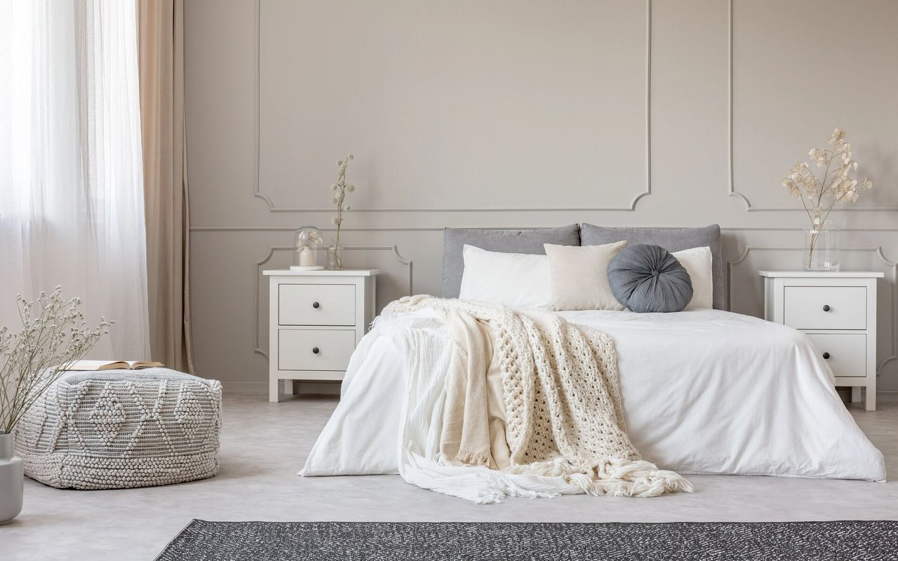 Upgrade Your Bedroom With These DIY Accent Walls