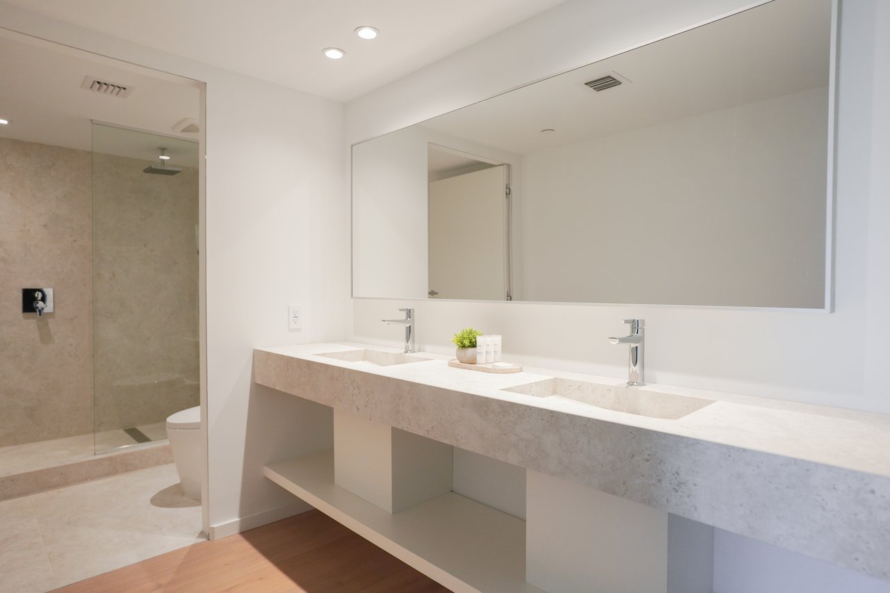 Beach Haus Bal Harbour Residences