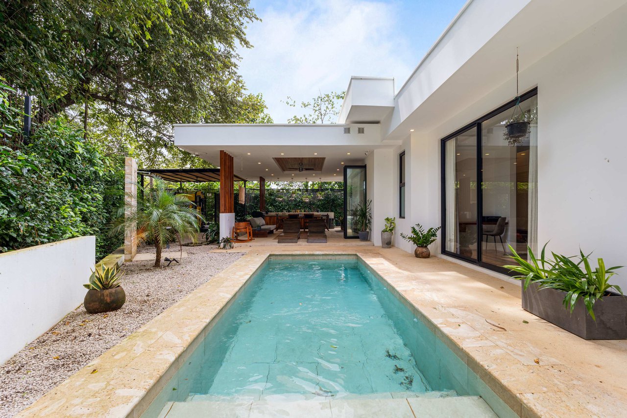 Welcome to Casa Kalyla | This well-designed home is just a 2-minute drive from the surf break at Playa Grande and is the house you have been looking for!