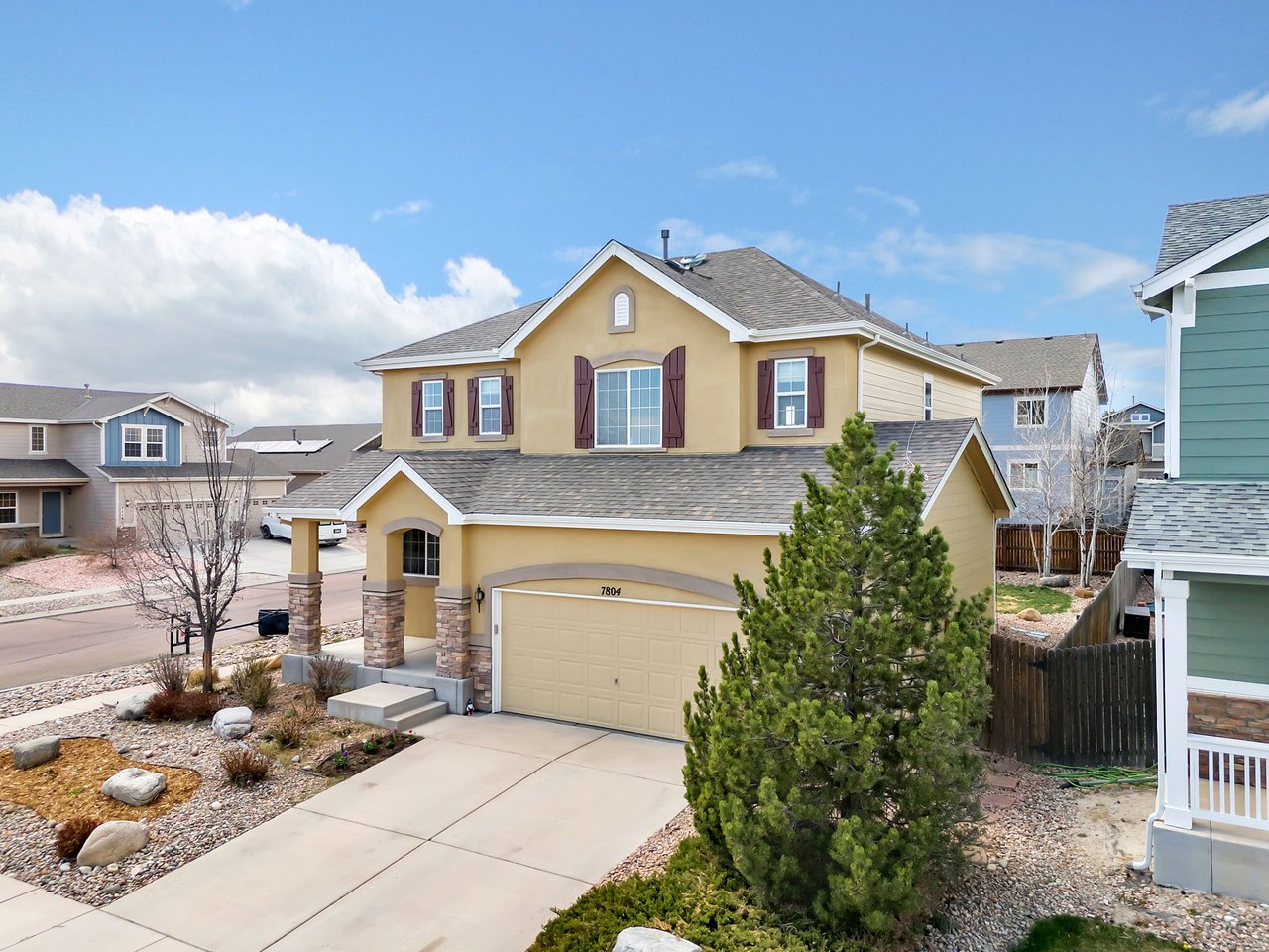 7804 Lightwood Way