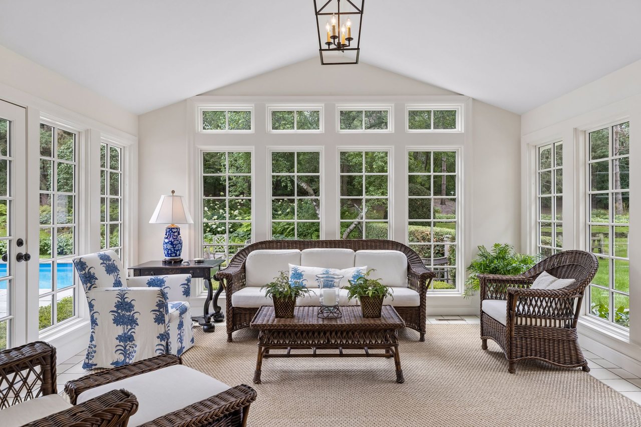 235 Hollander Road, Wayzata