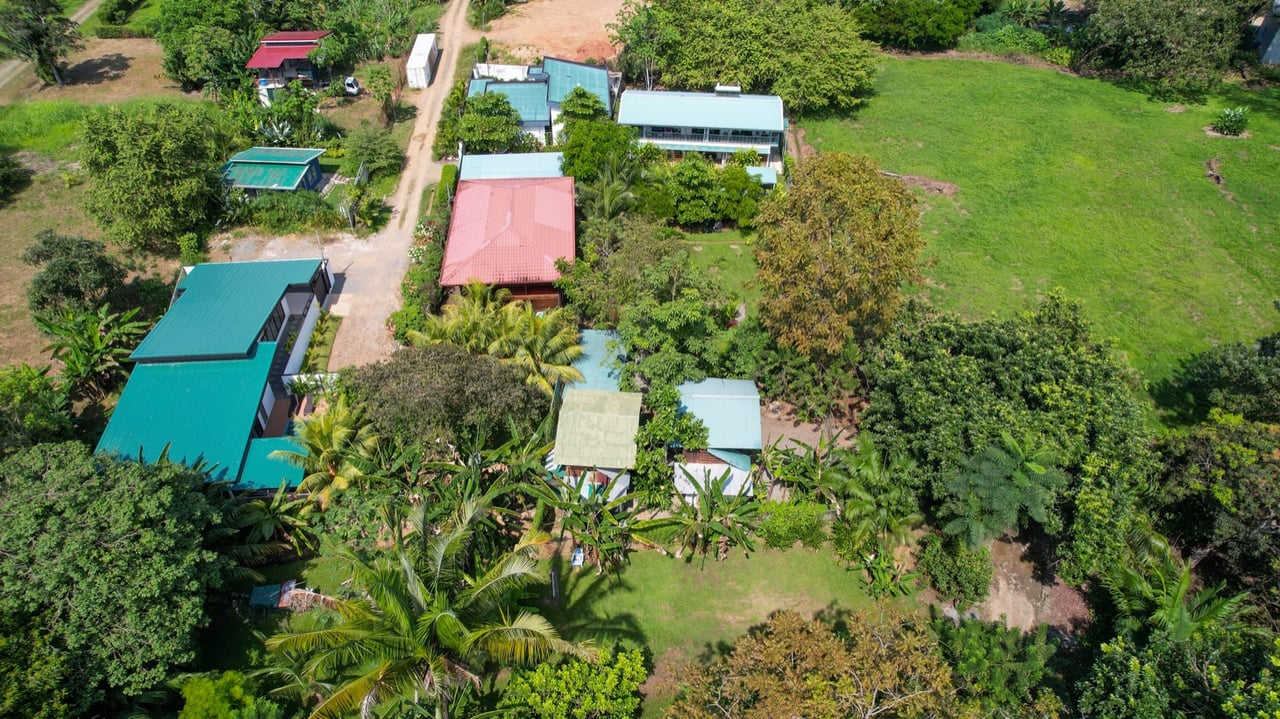 Investment Opportunity! Eco-Friendly Rental Property Near Playa Chaman and Playa Colonia
