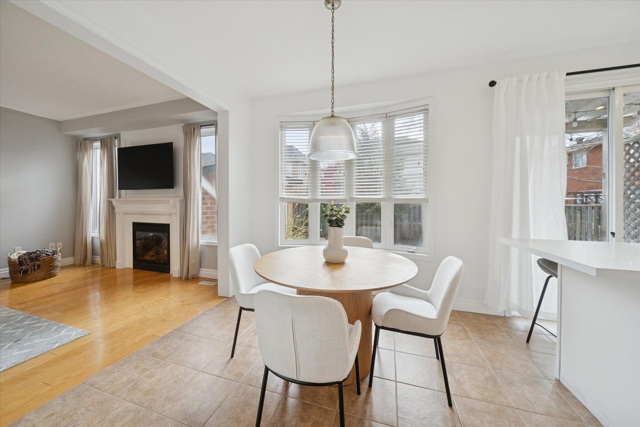 77 Fred Silvester rd