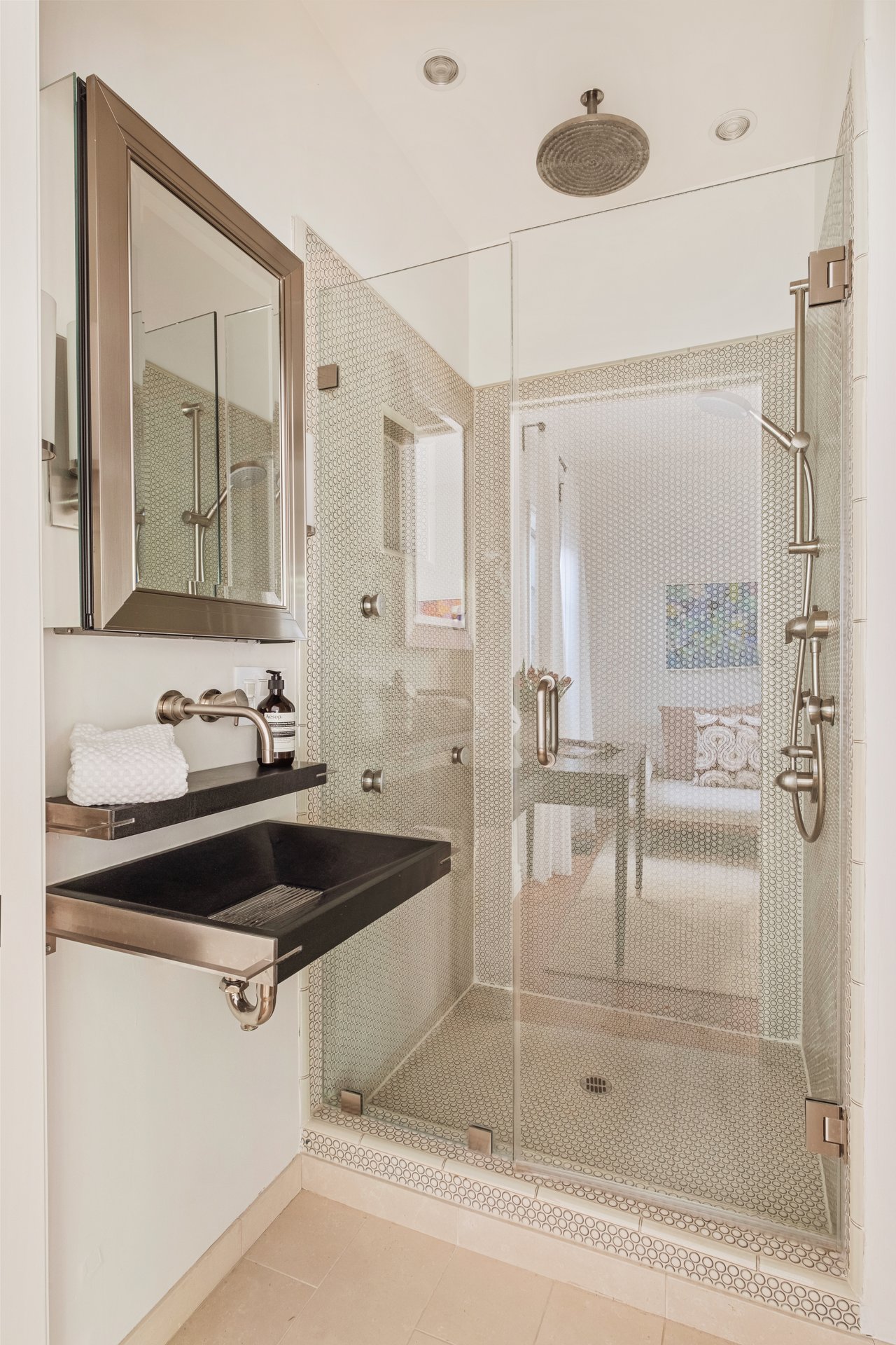 8835 Betty Way, West Hollywood