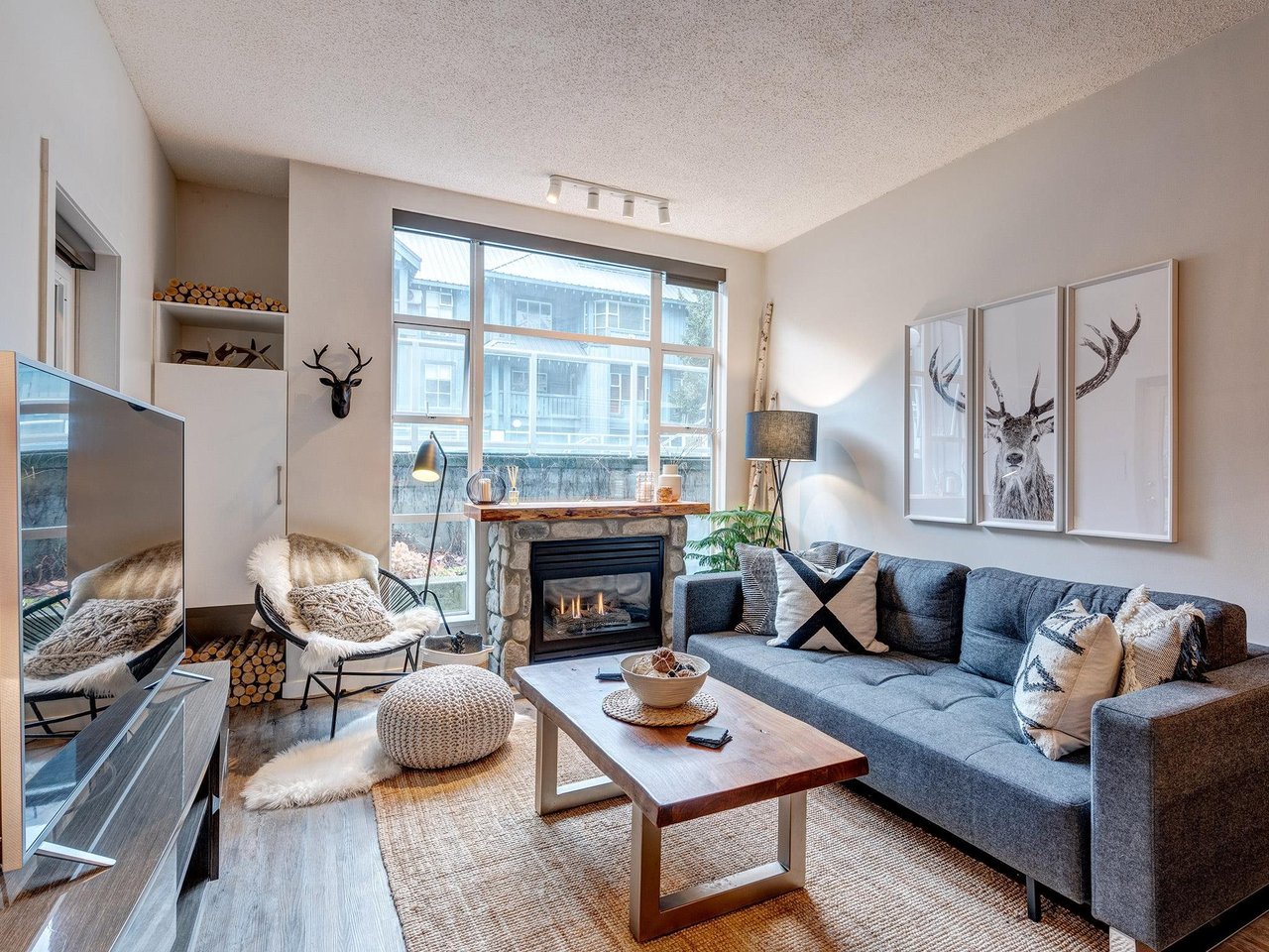 104-4573 Chateau Blvd