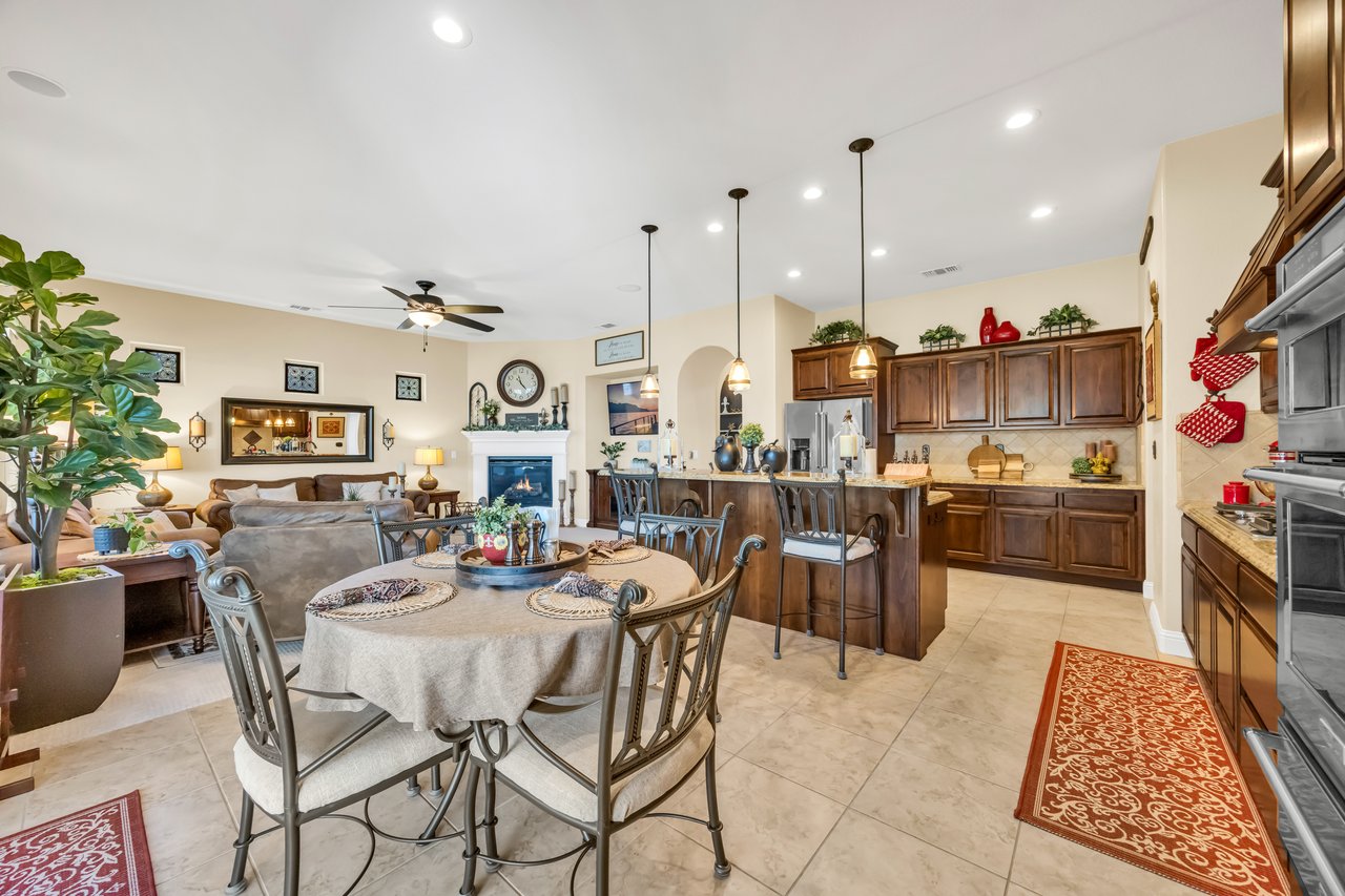 4040 Borderlands Dr
