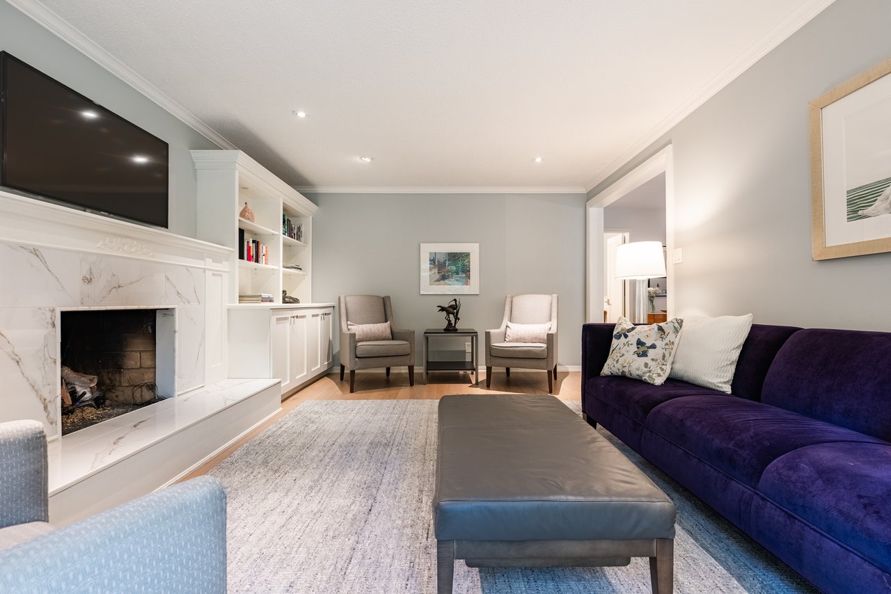 2267 Cedarberry Court, Oakville