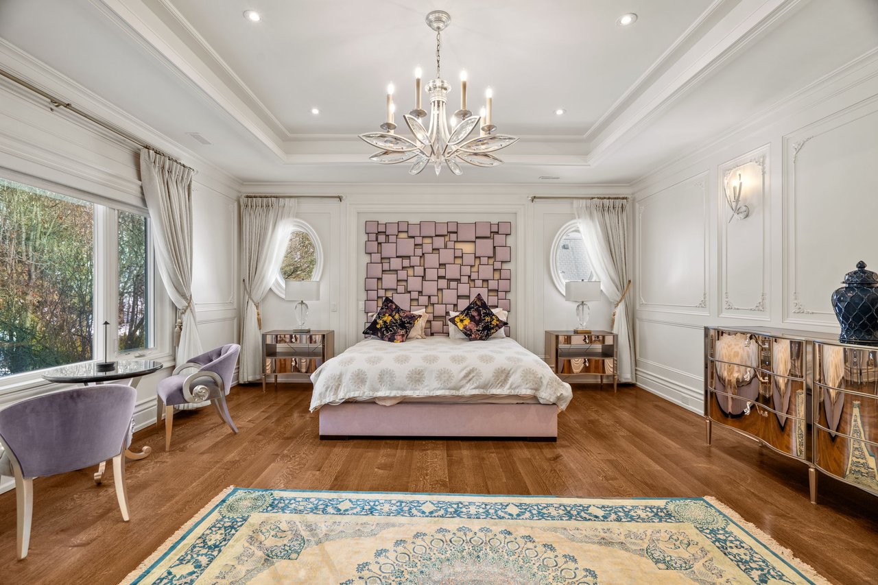 A Rare Ravine Estate