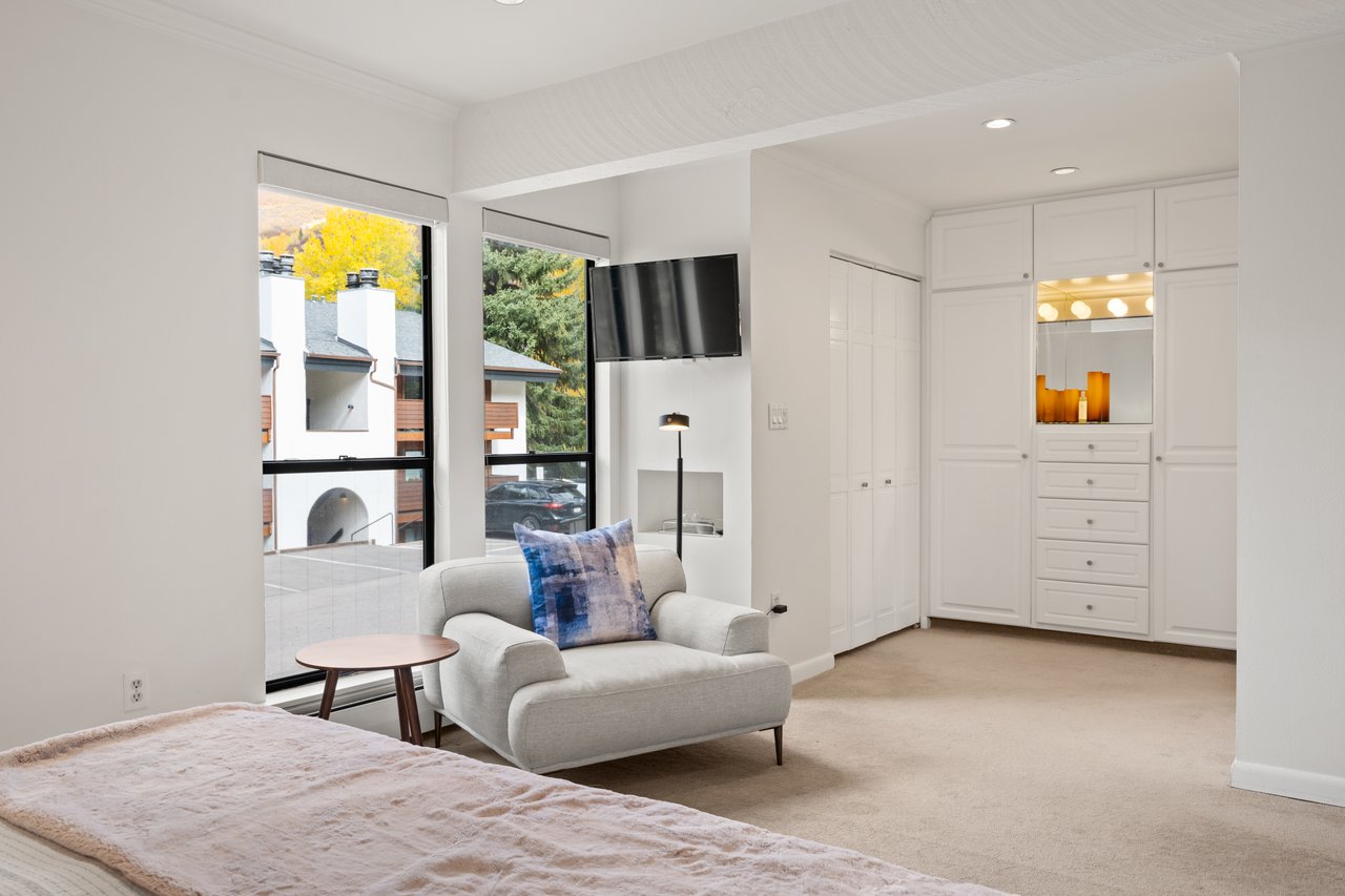 Spacious Condo In the Core of Aspen