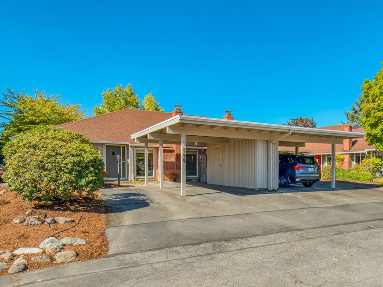 5375 SW BARCLAY CT