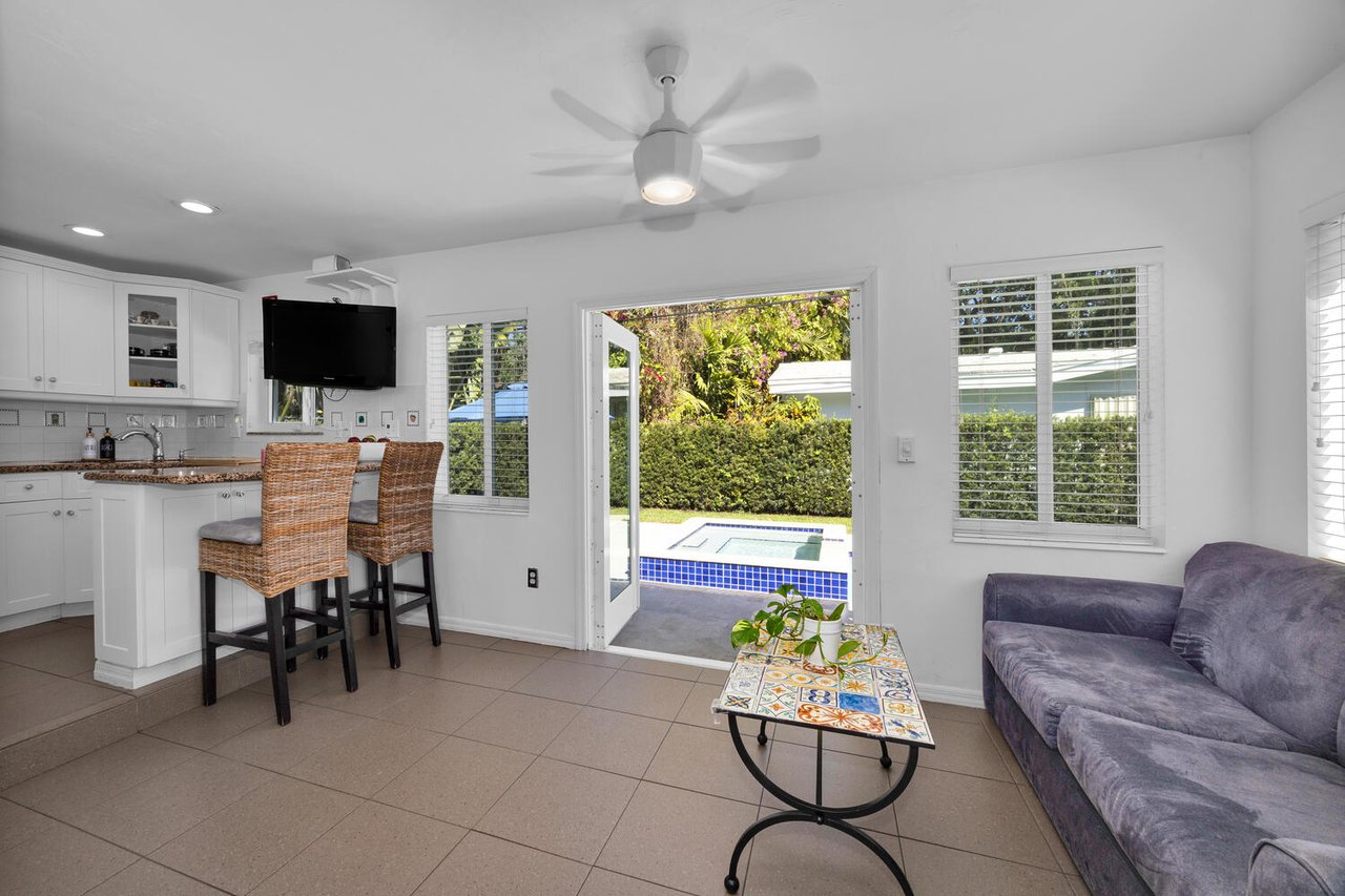 Charming Pool Home at 1005 Columbus Blvd