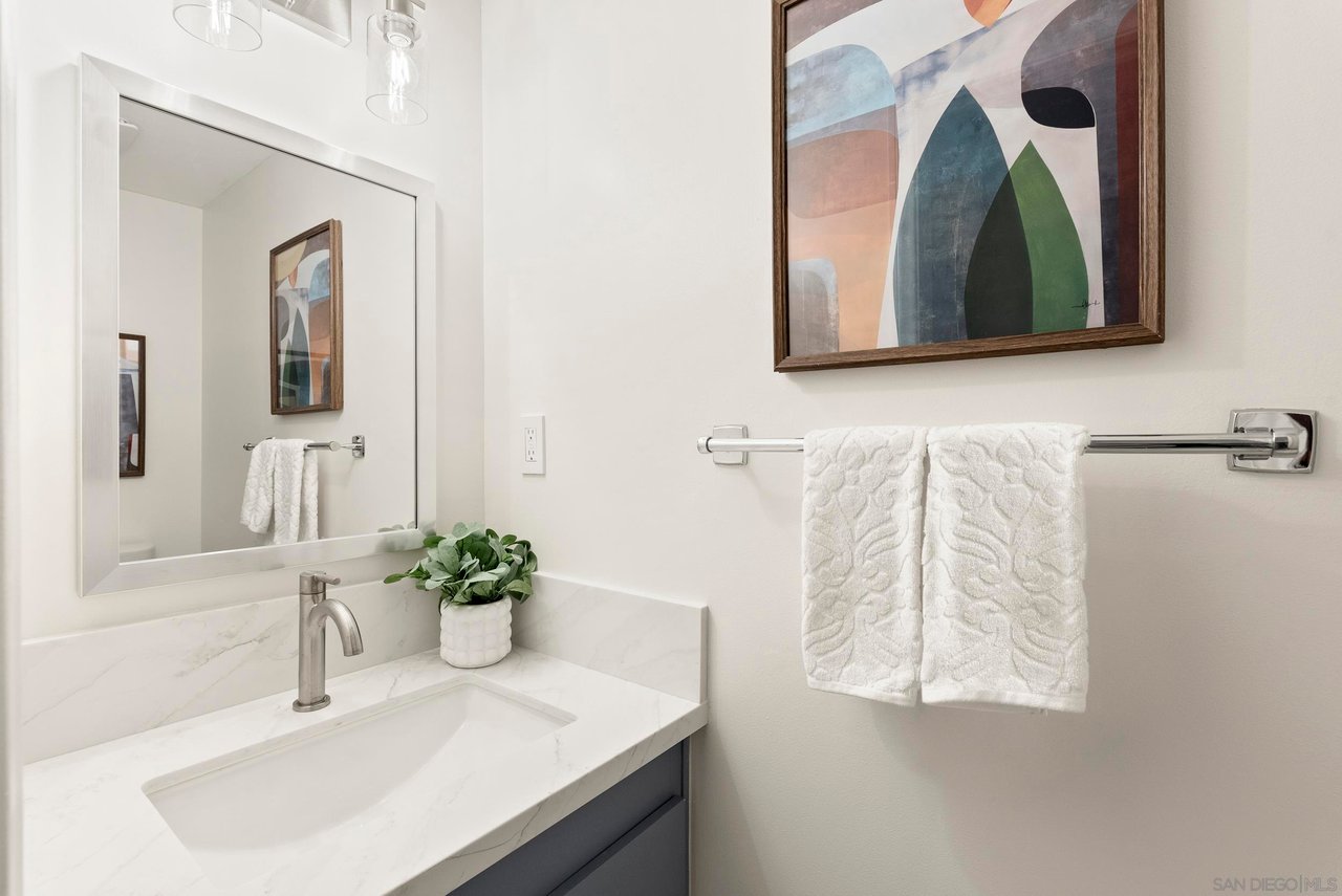 8871 Caminito Primavera, La Jolla, CA 92037