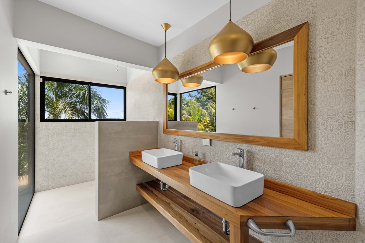 Casa Siempre Surfeando | Ocean Views + 1.45 Acres