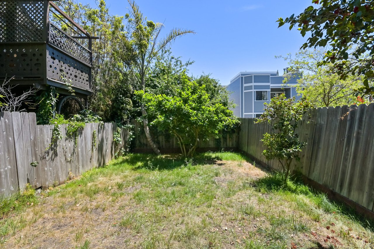 Renovated 5BD Nob Hill Home