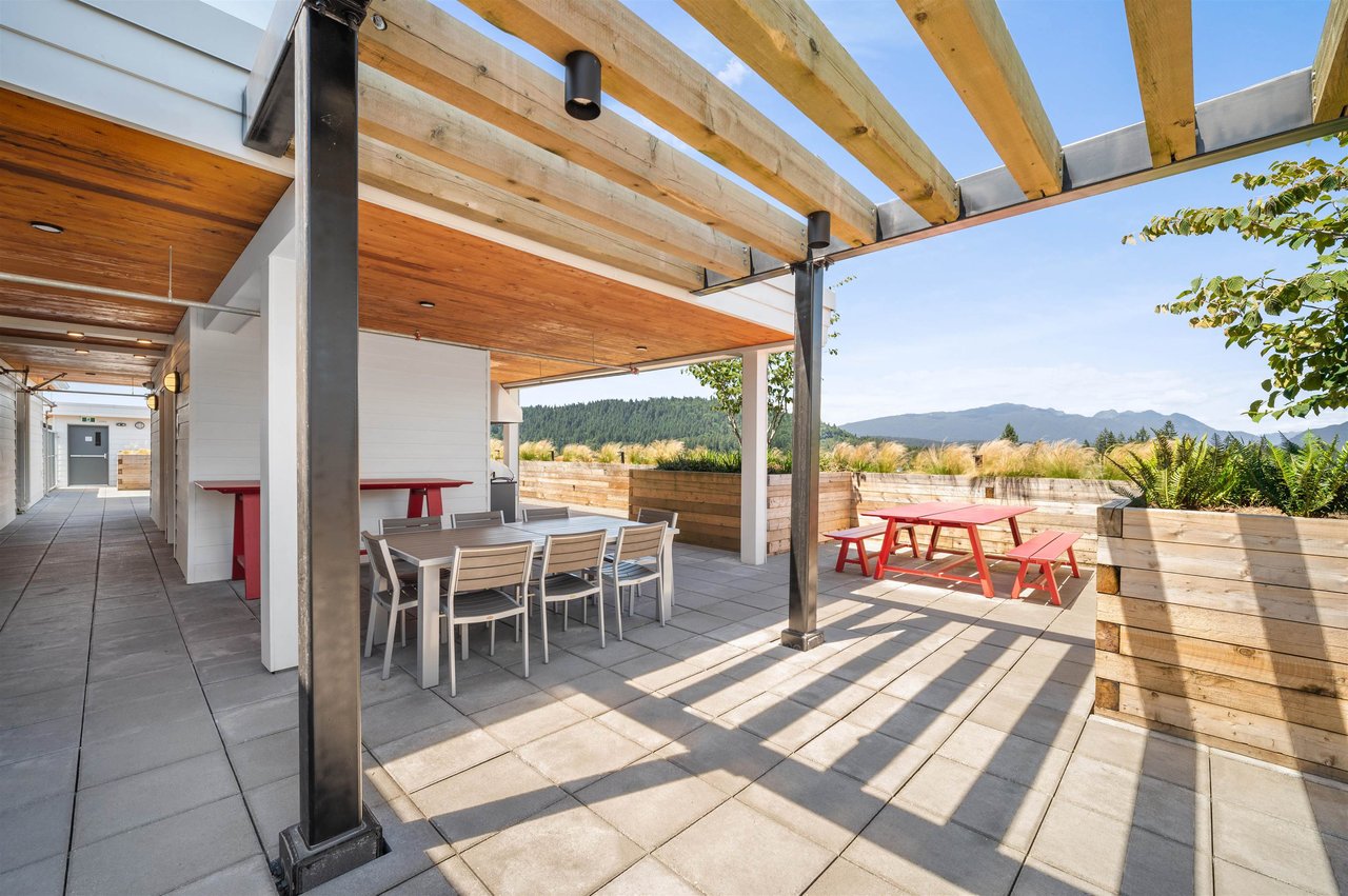 201-707 Como Lake Avenue, Coquitlam