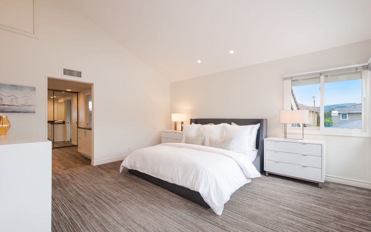 15 Bluff View