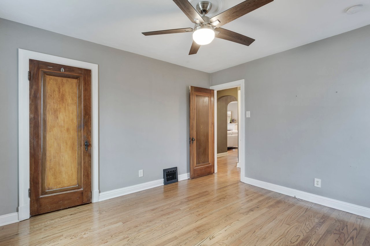Chic Meets Functional in Des Peres