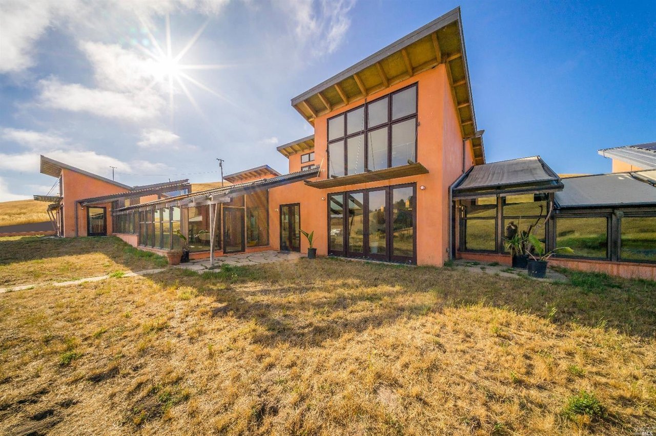 1100 Vly Frd Freestone Rd