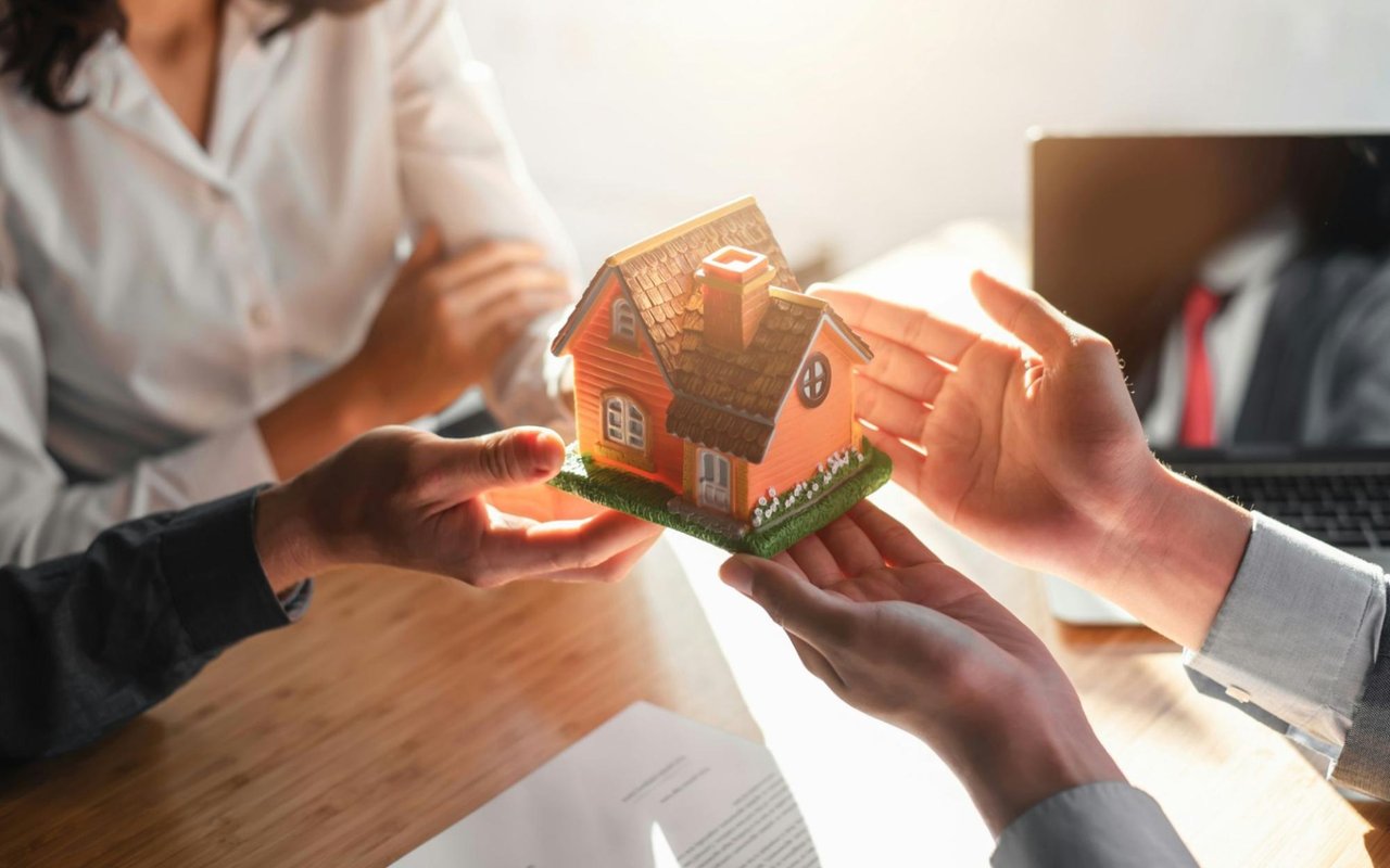 How to Find a Real Estate Agent: A Smart Guide for Los Angeles Buyers and Sellers