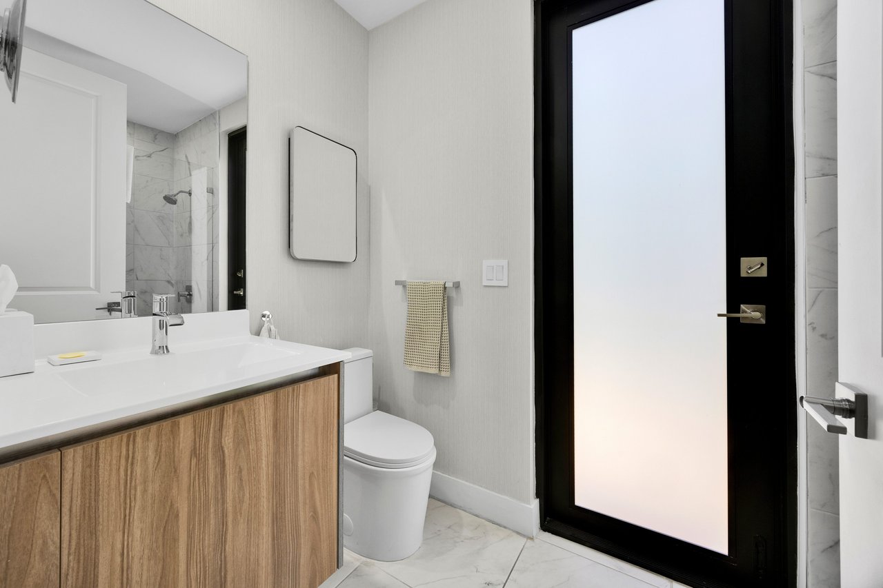 Modern Luxury Living Near Pinecrest